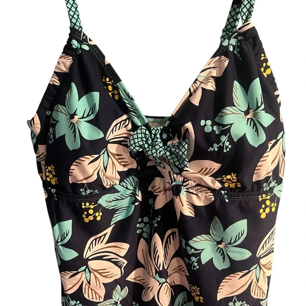 Beach House Swim Dress 12 Blue White Hawaiian Tropical Floral Wireless One Piece